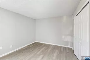 28 Boston Ct, Newark, NJ 07103 - Photo 24