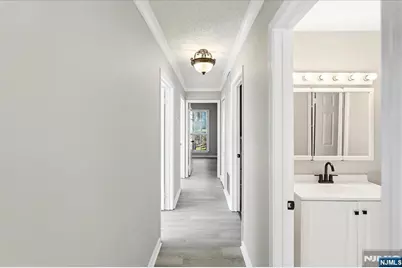 28 Boston Court, Newark, NJ 07103 - Photo 16