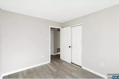 28 Boston Court, Newark, NJ 07103 - Photo 22