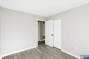 28 Boston Ct, Newark, NJ 07103 - Photo 22