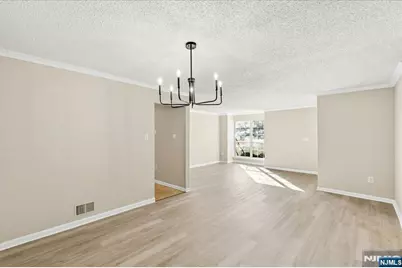 28 Boston Court, Newark, NJ 07103 - Photo 12