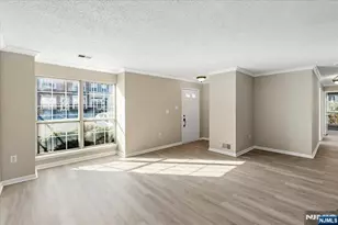 28 Boston Ct, Newark, NJ 07103 - Photo 10
