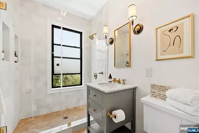 633 Jersey Avenue, Jersey City, NJ 07302 - Photo 24