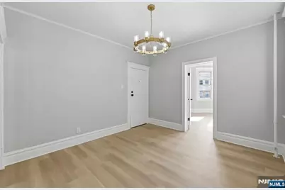 301 Ellis Avenue, Irvington, NJ 07111 - Photo 4