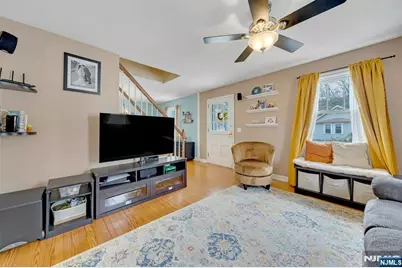 16 Morse Lake Road, Bloomingdale, NJ 07403 - Photo 4