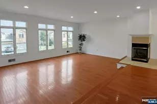 20 Lakeview Dr, Old Tappan, NJ 07675 - Photo 6