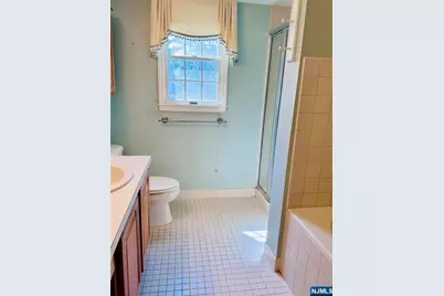 70 W Boulder Run Road 203 #203, Paterson, NJ 07501 - Photo 6