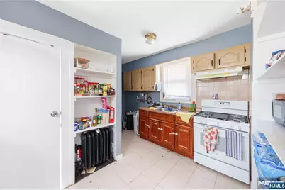 1460 Clinton Avenue, Irvington, NJ 07111 - Photo 6