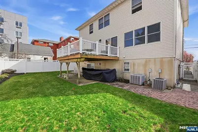 16 Arlington Boulevard, North Arlington, NJ 07031 - Photo 30