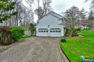 19 Aldbury Dr, Upper Saddle River, NJ 07458 - Photo 26