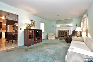 19 Aldbury Dr, Upper Saddle River, NJ 07458 - Photo 6