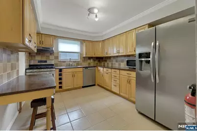 2 Carlen Court, Fairview, NJ 07022 - Photo 20