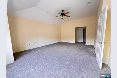 48 Clarken Drive 243 #243, West Orange Township, NJ 07052 - Photo 20