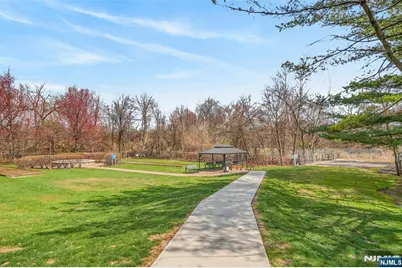 9210 Ravenscroft Road 627 #627, Clifton, NJ 07013 - Photo 18