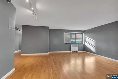 208 Anderson Street S4C #S4C, Hackensack, NJ 07601 - Photo 4