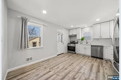 6 Carrie Road, North Arlington, NJ 07031 - Photo 10