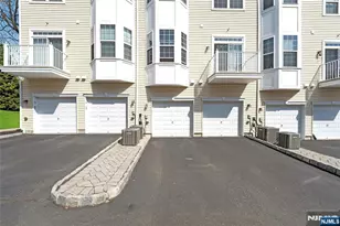10 Iris Ln 605, Garfield, NJ 07026 - Photo 26