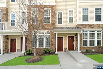 10 Iris Lane 605 #605, Garfield, NJ 07026 - Photo 22