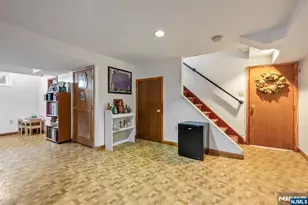 28 William St, Rochelle Park Township, NJ 07662 - Photo 18
