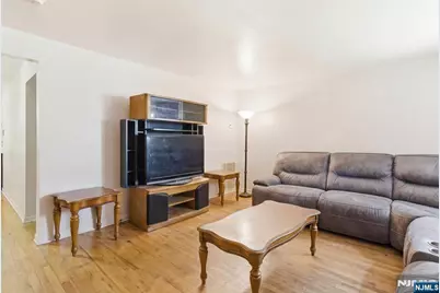 94 19th Avenue, Newark, NJ 07103 - Photo 8