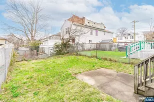 94 19th Ave, Newark, NJ 07103 - Photo 22