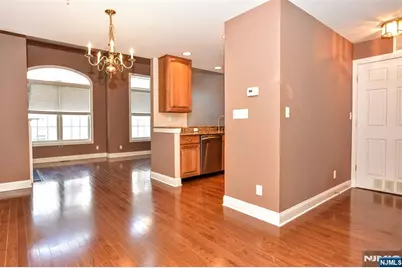 12 Debruyle Court 806 #806, Hawthorne, NJ 07506 - Photo 4