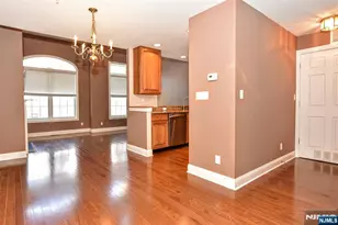 12 Debruyle Ct 806, Hawthorne, NJ 07506 - Photo 4