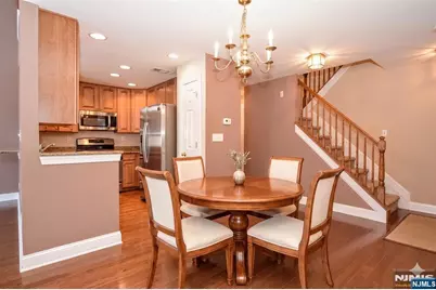 12 Debruyle Court 806 #806, Hawthorne, NJ 07506 - Photo 6