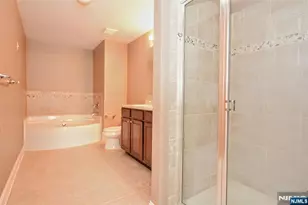 12 Debruyle Ct 806, Hawthorne, NJ 07506 - Photo 18