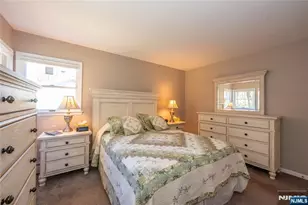 2 Upper High Crest Dr, West Milford, NJ 07480 - Photo 18
