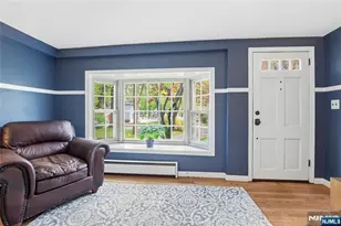 454 Maple Ave, Glen Rock, NJ 07452 - Photo 4