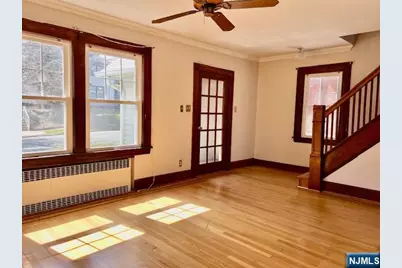891 Ray Avenue, Ridgefield, NJ 07657 - Photo 2