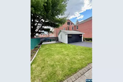 14-09 George Street, Fair Lawn, NJ 07410 - Photo 22