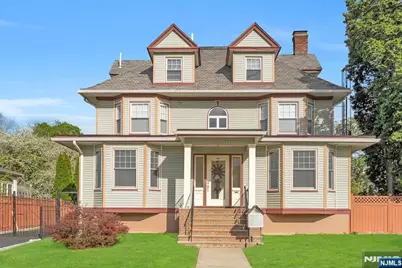 60 Hawthorne Avenue, East Orange, NJ 07018 - Photo 2