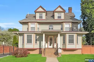 60 Hawthorne Ave, East Orange, NJ 07018 - Photo 2