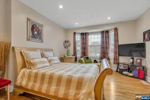 60 Hawthorne Ave, East Orange, NJ 07018 - Photo 12