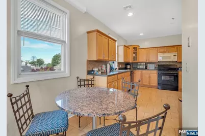 60 Hawthorne Avenue, East Orange, NJ 07018 - Photo 22