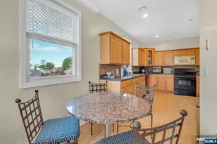 60 Hawthorne Ave, East Orange, NJ 07018 - Photo 22