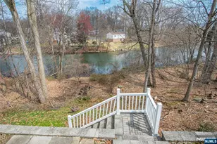 104 W Lionshead Dr, Wayne, NJ 07470 - Photo 44