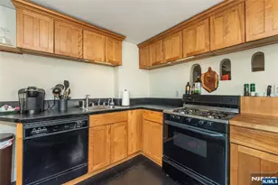257 McCosh Rd, Clifton, NJ 07043 - Photo 22