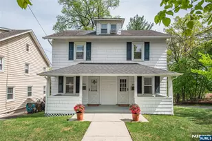 257 McCosh Rd, Clifton, NJ 07043 - Photo 4