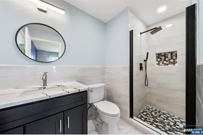 224 Warren Avenue A #A, Fort Lee, NJ 07024 - Photo 14
