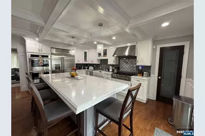277 Columbia Terrace, Paramus, NJ 07652 - Photo 4