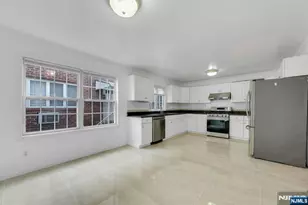 29 Prospect St, Palisades Park, NJ 07650 - Photo 14