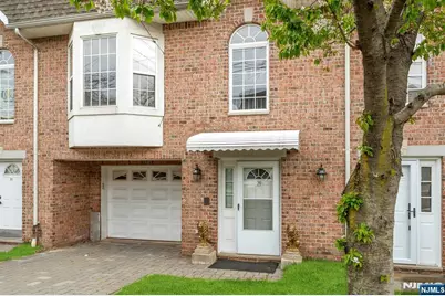 29 Prospect Street, Palisades Park, NJ 07650 - Photo 2