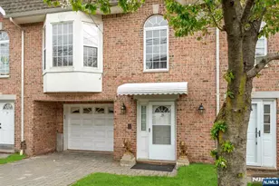 29 Prospect St, Palisades Park, NJ 07650 - Photo 2