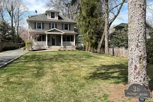 38 Walthery Ave, Ridgewood, NJ 07450 - Photo 2