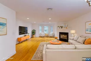 272 Highland Ave, Palisades Park, NJ 07650 - Photo 16