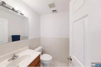 272 Highland Avenue, Palisades Park, NJ 07650 - Photo 18