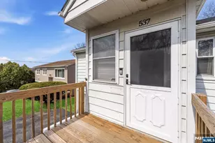 537 Rogers Dr, Roxbury Township, NJ 07850 - Photo 2